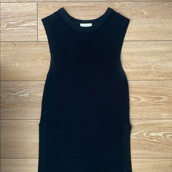 Aritzia Sweater Tank Top - Picture 1 of 2